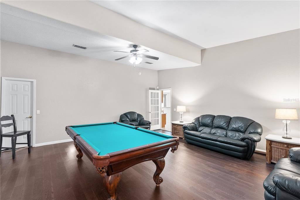Billiard Table, Game Room, Interior, Wood Texture Flooring