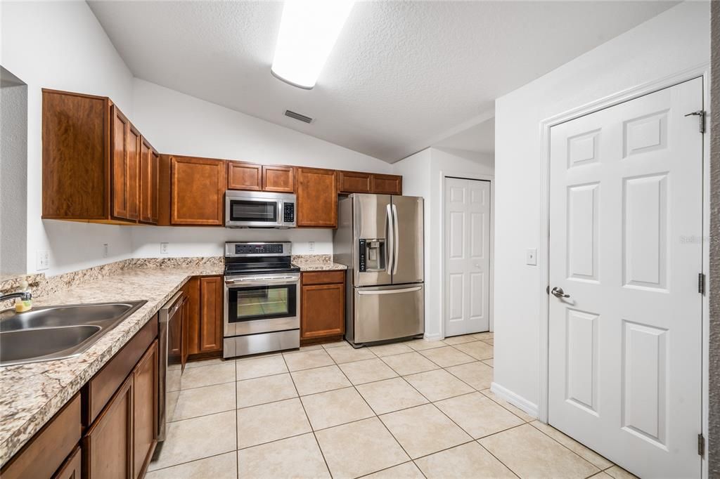 Interior, Kitchen, Stainless Steel Appliances