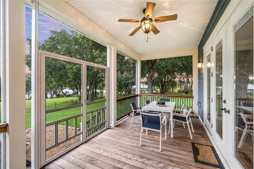 Dining room, Interior, Sun Room, Wood Texture Flooring