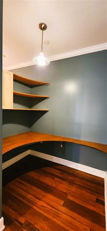 Interior, Pendant Lights, Wood Texture Flooring