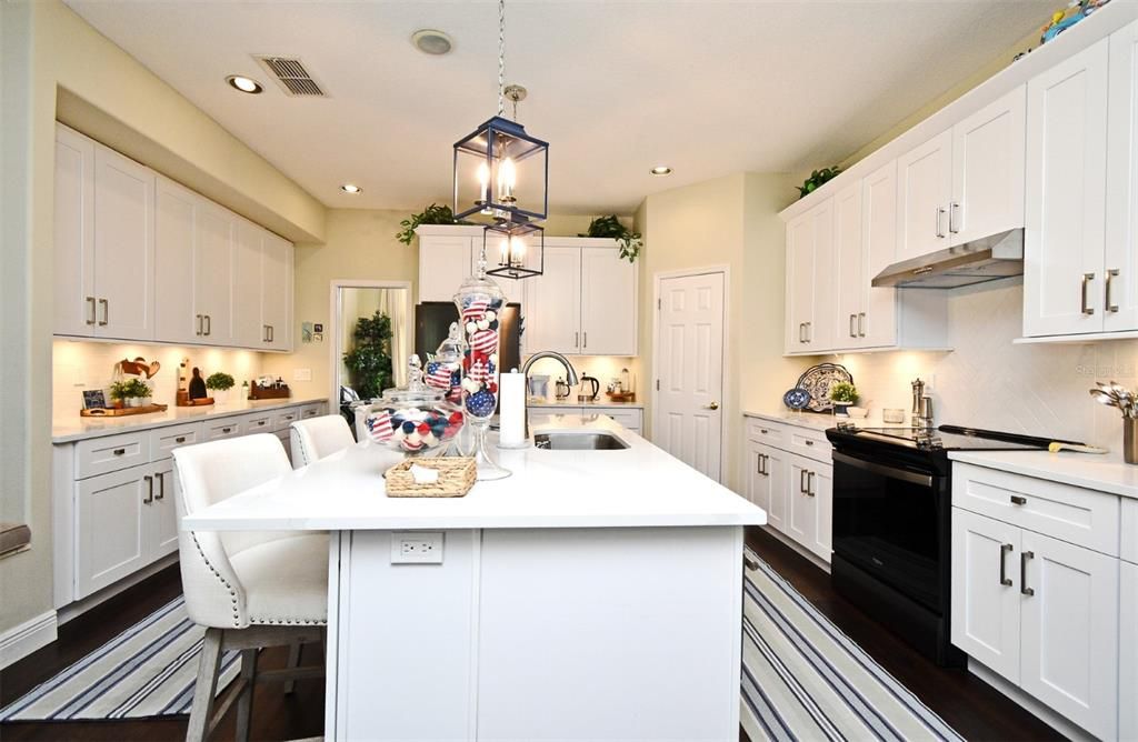 Interior, Kitchen, Pendant Lights, Recessed Lighting