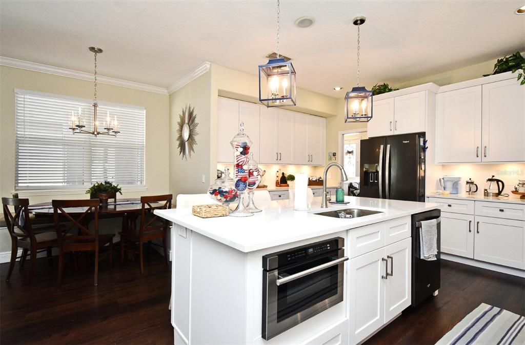 Chandelier, Dining room, Interior, Kitchen, Pendant Lights, Recessed Lighting, Wood Texture Flooring