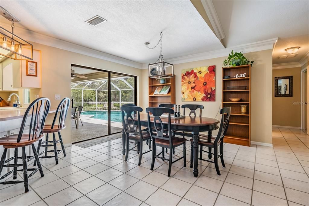 Dining room, Interior, Pendant Lights, Pool