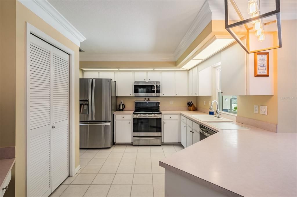 Interior, Kitchen, Stainless Steel Appliances