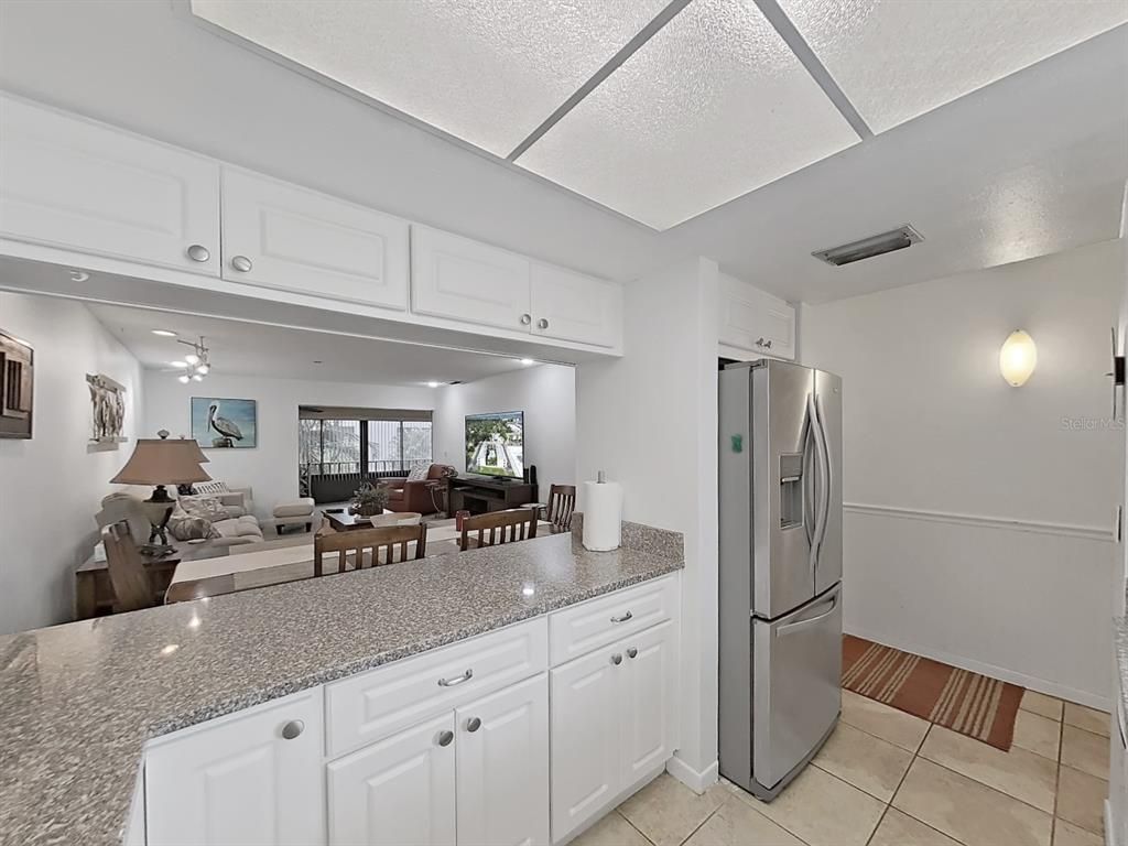 Dining room, Interior, Kitchen, Living room, Stainless Steel Appliances