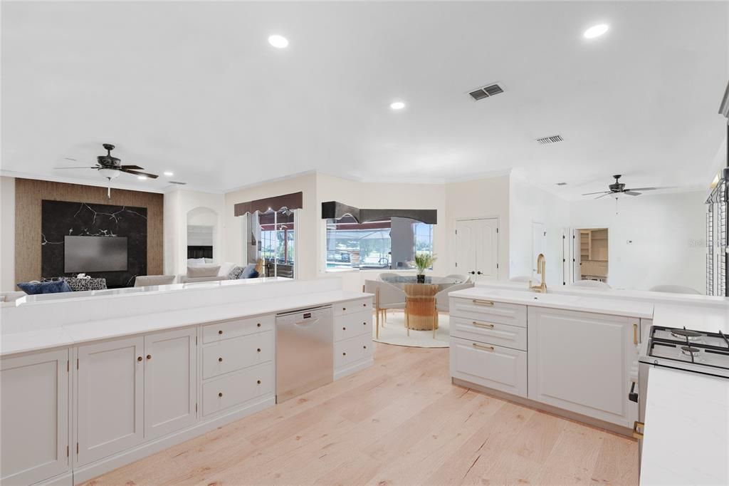 Dining room, Interior, Kitchen, Recessed Lighting, Wood Texture Flooring