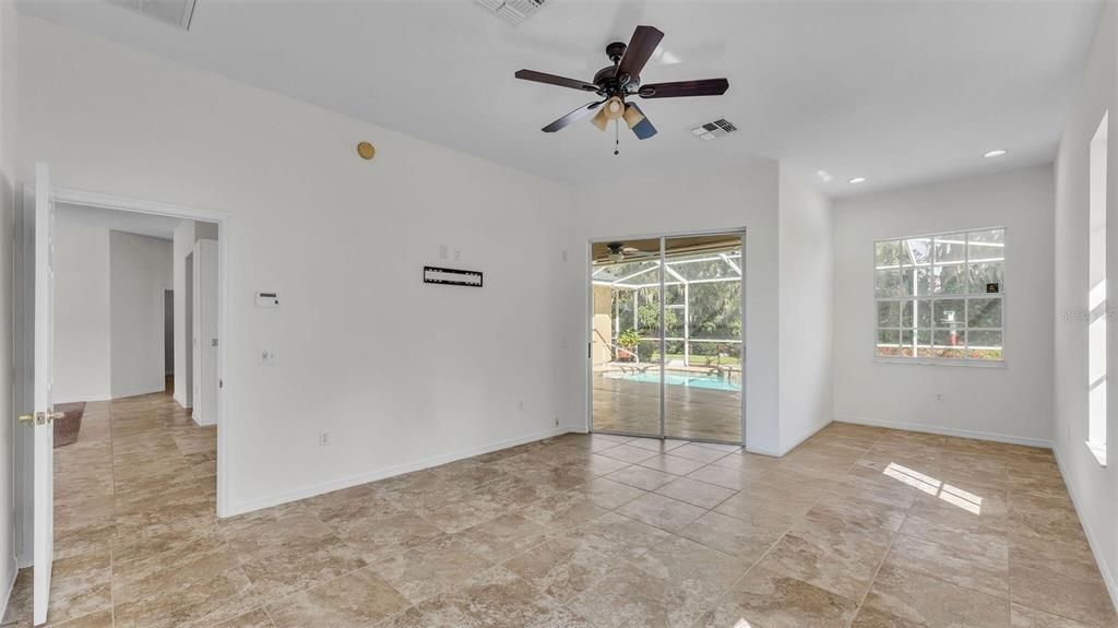 Empty room, Interior, Recessed Lighting