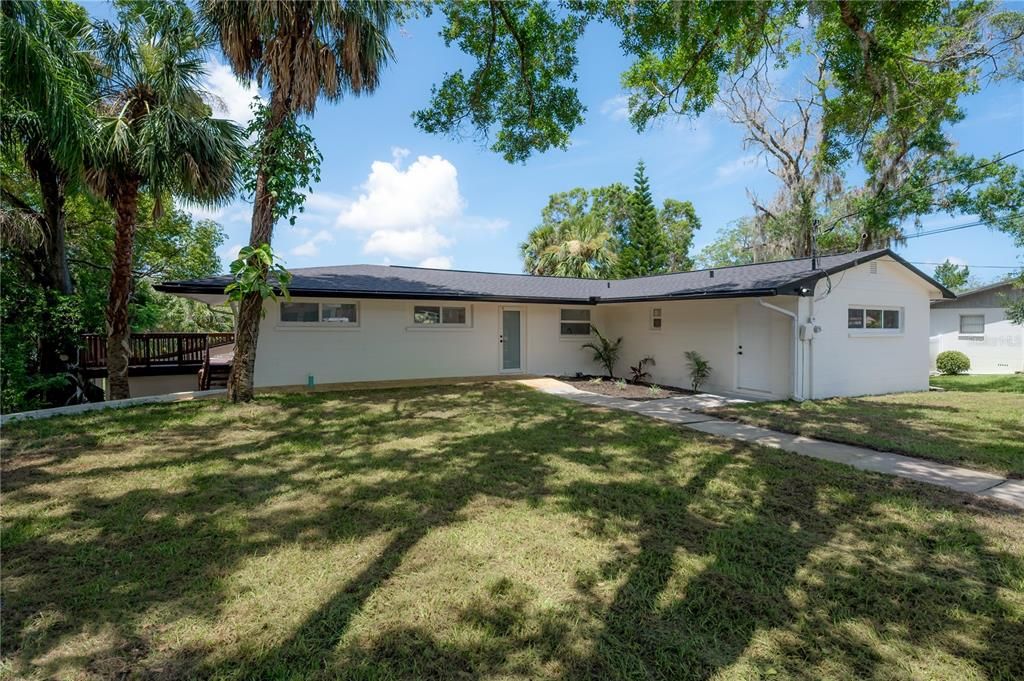 Backyard, Exterior