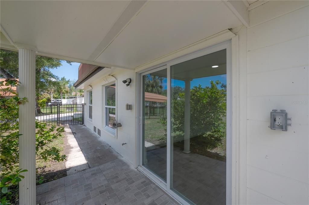 Exterior, Sun Room