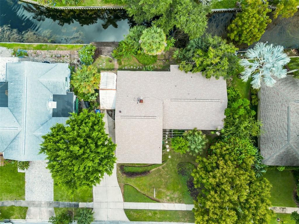 Exterior, Drone