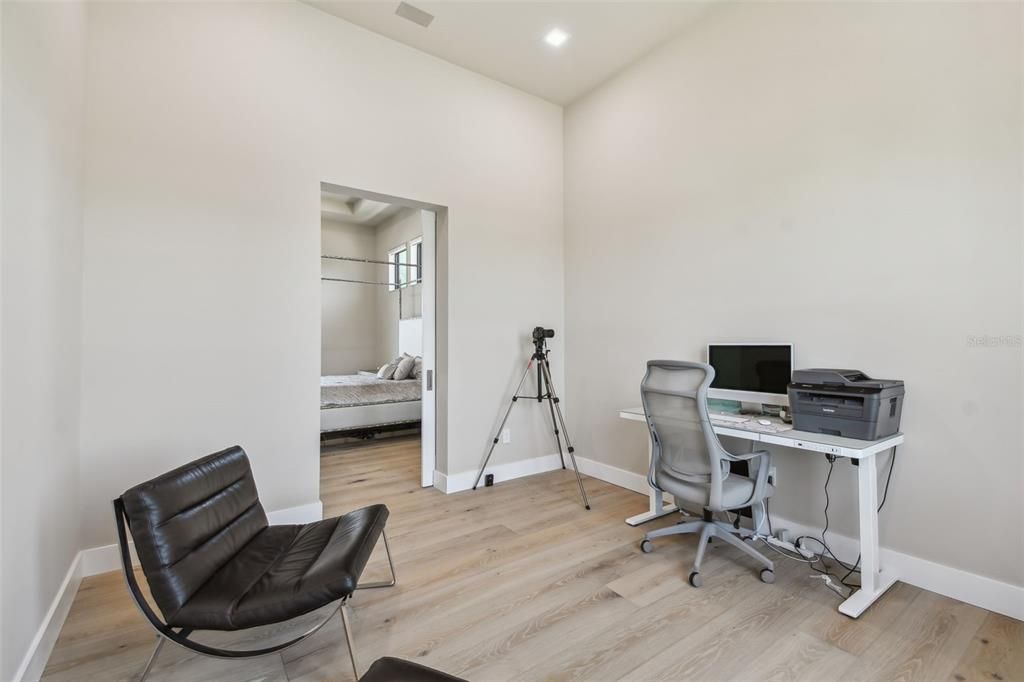 Bedroom, Home Office, Interior, Recessed Lighting, Wood Texture Flooring