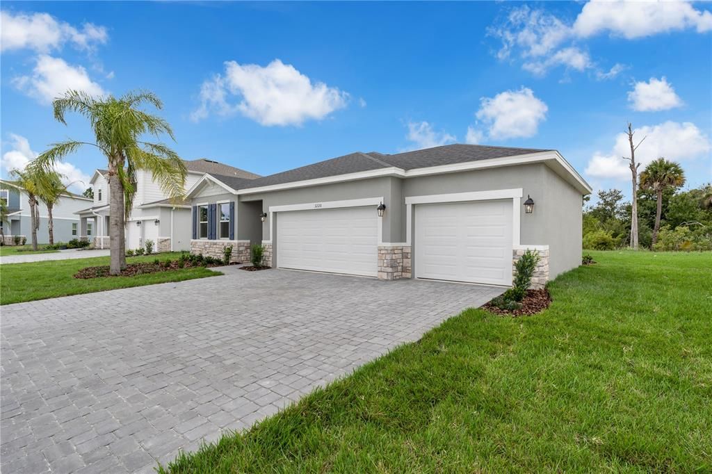 Attached, Backyard, Exterior, Facade, Ranch