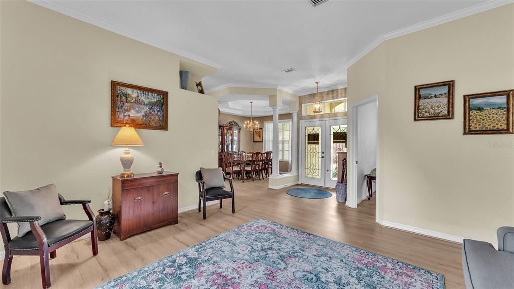 Chandelier, Dining room, Interior, Pendant Lights, Wood Texture Flooring