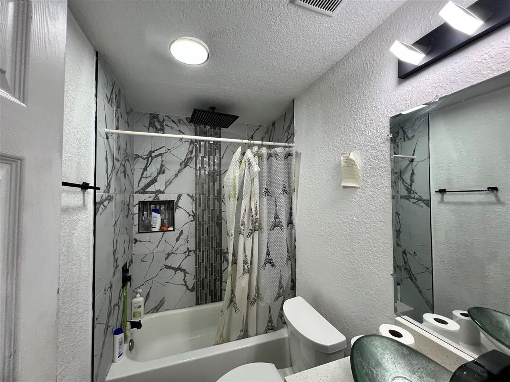 Bathroom, Interior, Marble Walls, Recessed Lighting