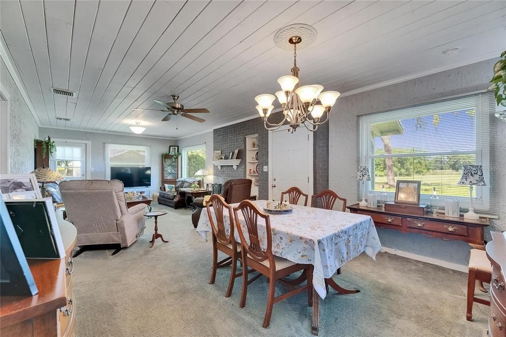 Chandelier, Dining room, Interior, Living room