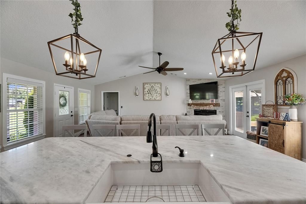 Fireplace, Interior, Living room, Pendant Lights, Recessed Lighting