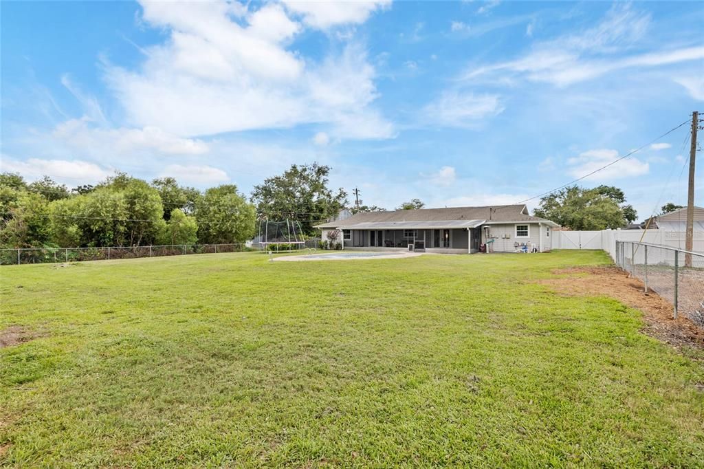 Backyard, Exterior