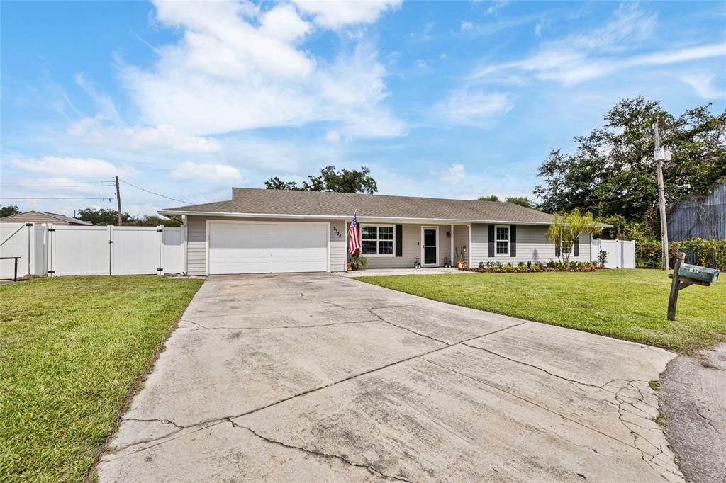 Attached, Backyard, Exterior, Facade, Ranch