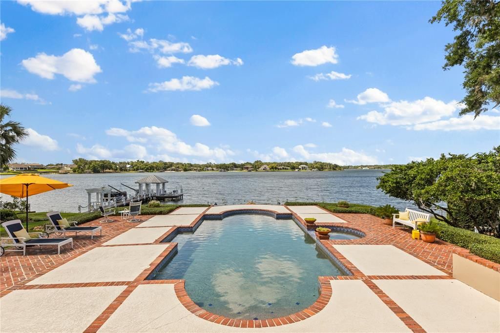 Exterior, Pool, Water