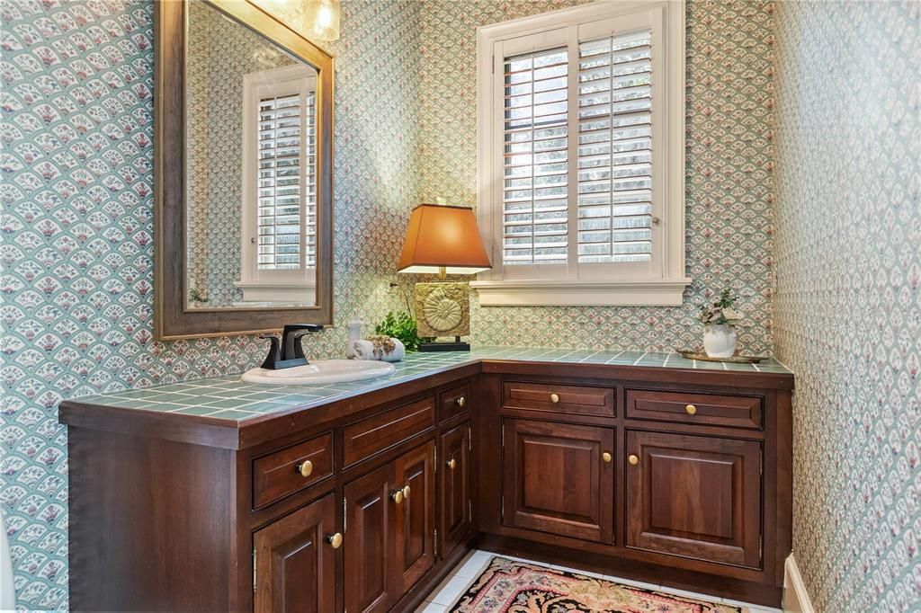 Bathroom, Interior, Tile Countertops