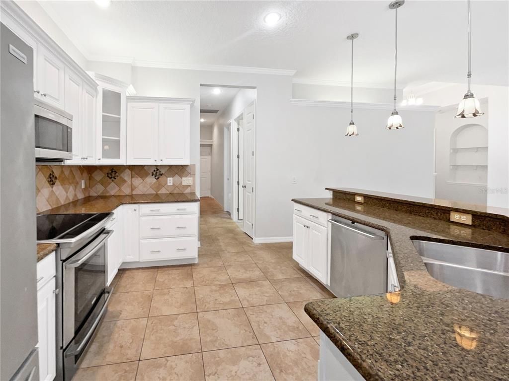 Interior, Kitchen, Pendant Lights, Recessed Lighting, Stainless Steel Appliances