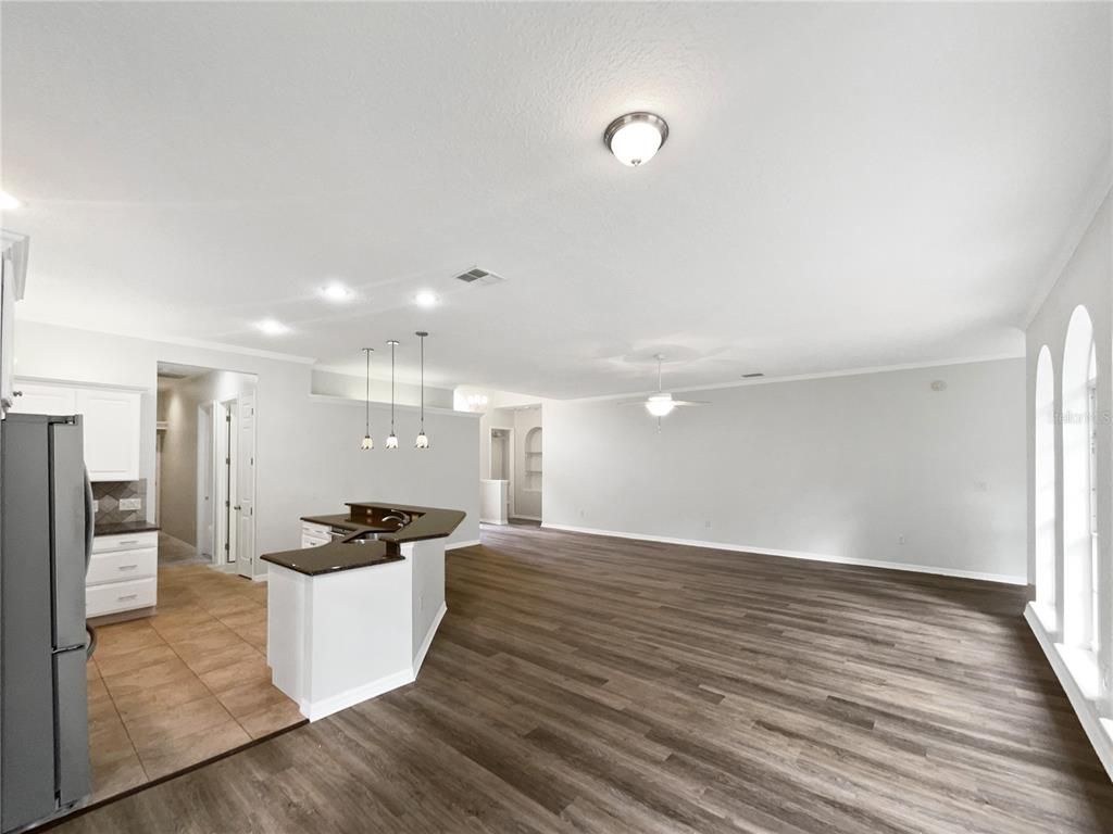 Interior, Kitchen, Pendant Lights, Recessed Lighting, Wood Texture Flooring