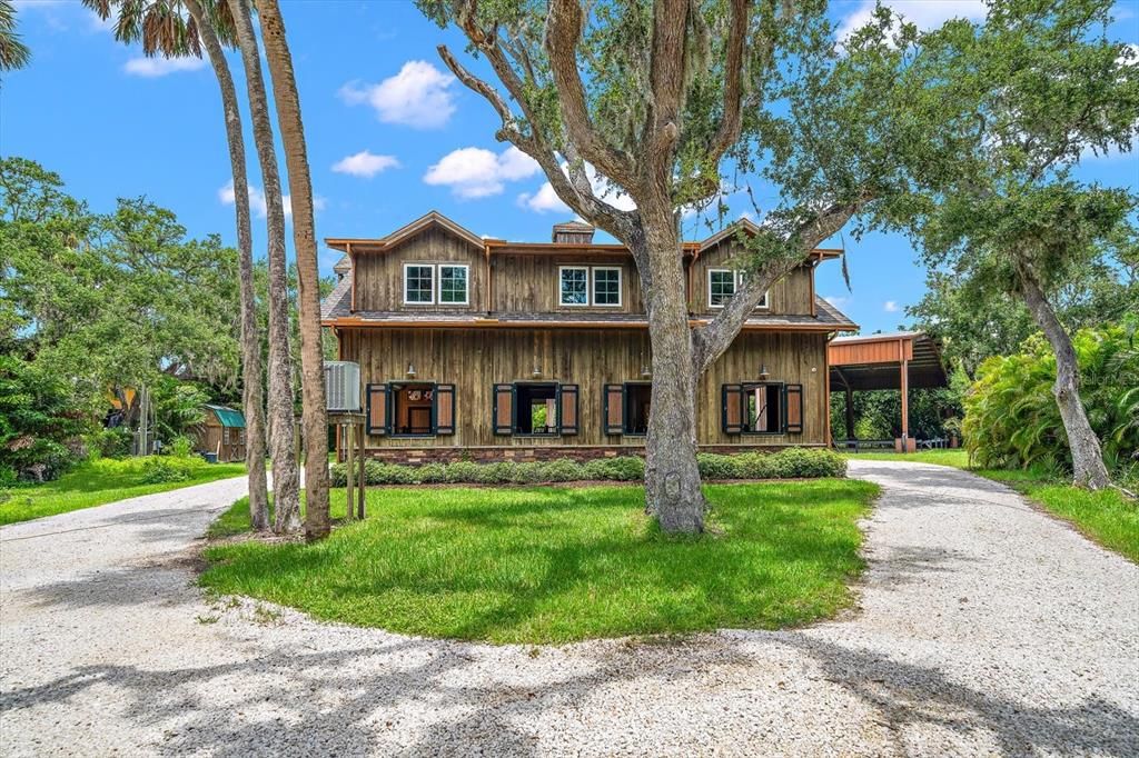 Backyard, Exterior, Facade, Log Home