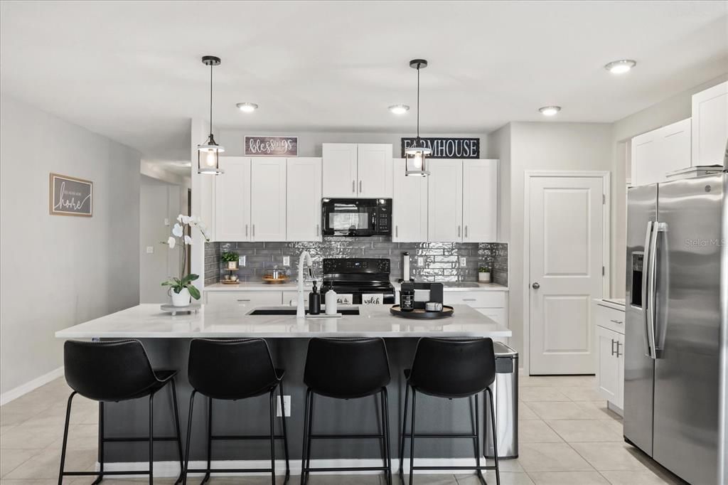 Interior, Kitchen, Pendant Lights, Recessed Lighting, Stainless Steel Appliances