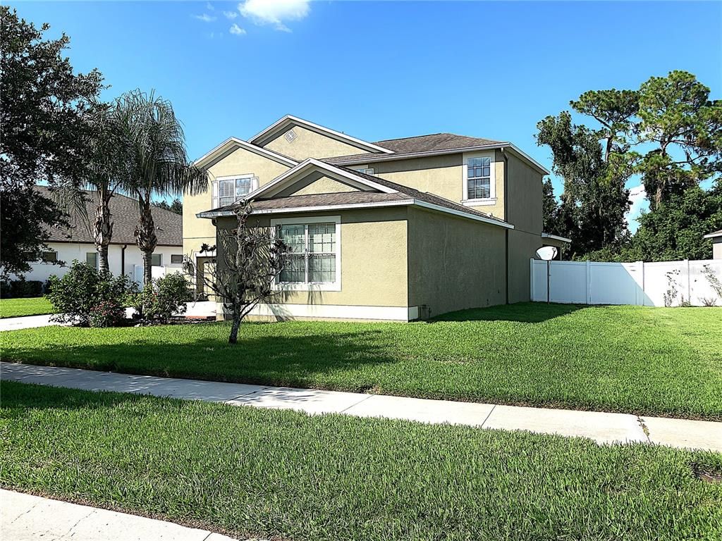 Backyard, Exterior