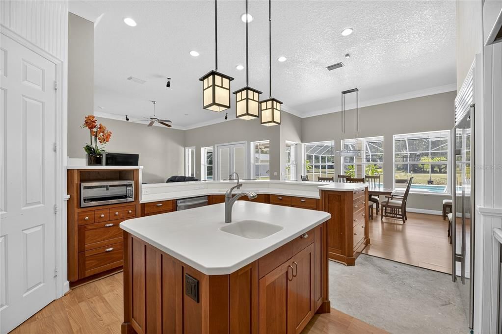 Dining room, Interior, Kitchen, Pendant Lights, Recessed Lighting, Wood Texture Flooring