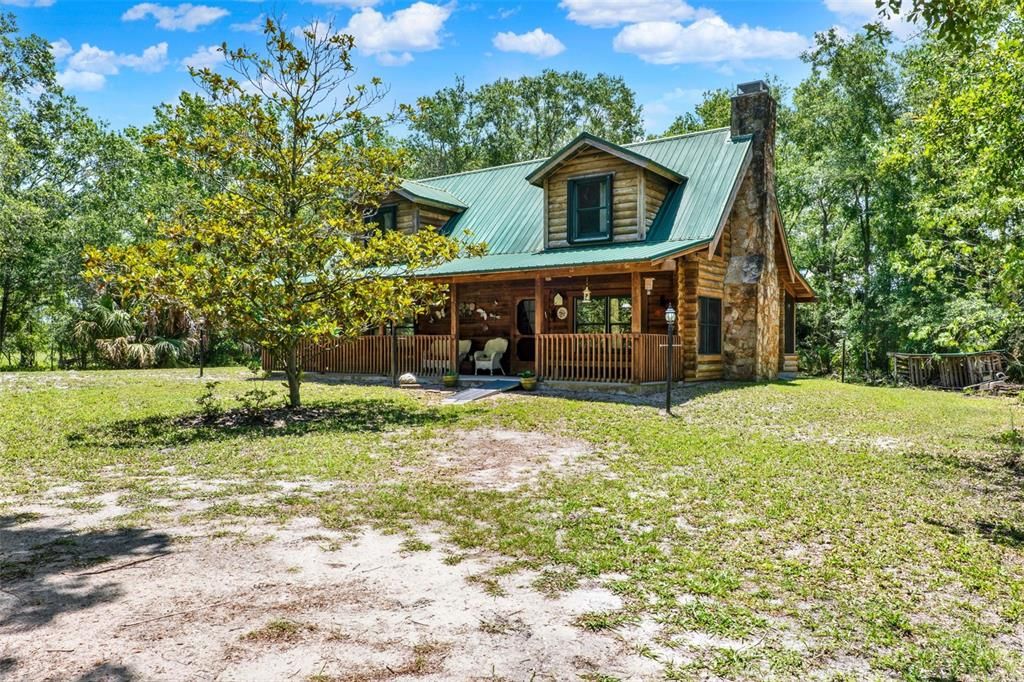 Backyard, Exterior, Facade, Log Home
