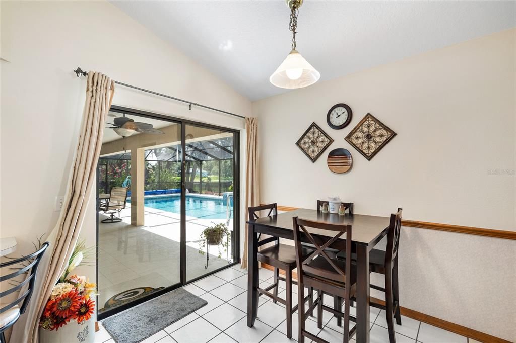 Dining room, Interior, Pendant Lights, Pool