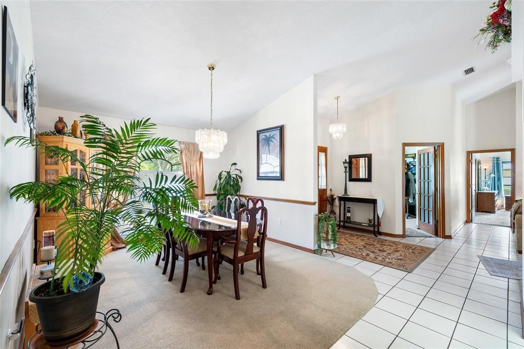 Chandelier, Dining room, Interior