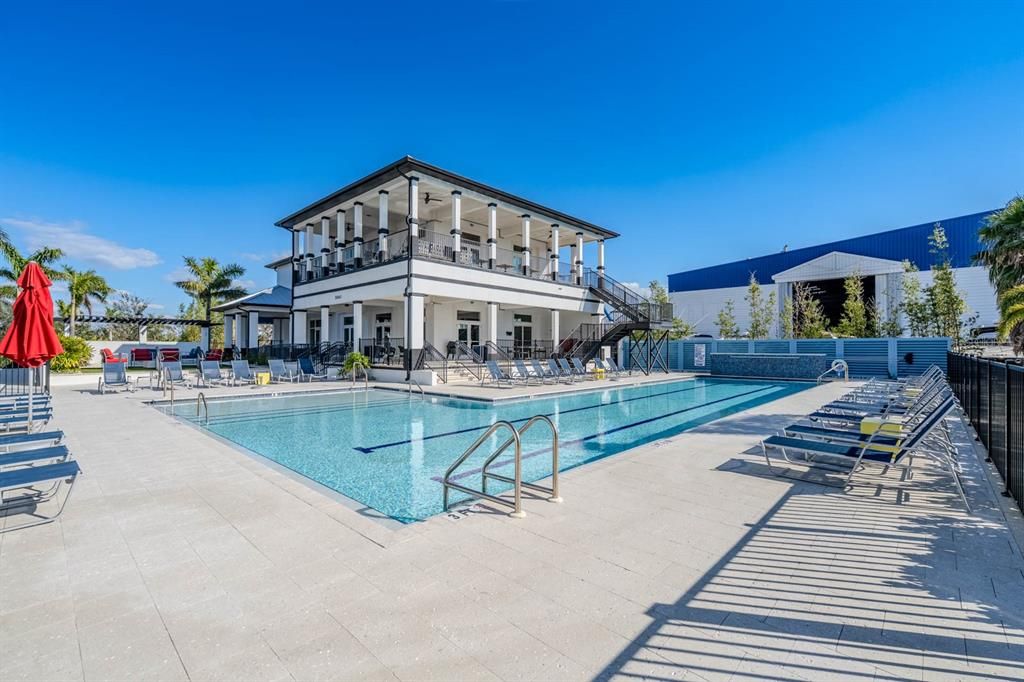 Exterior, Pool