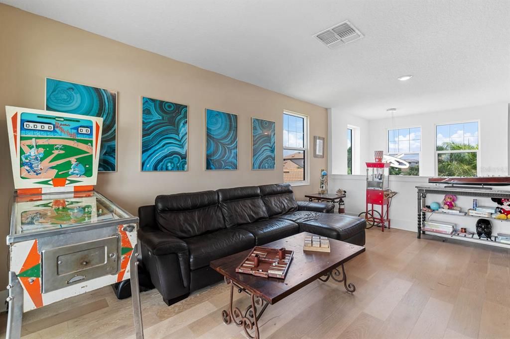 Game Room, Interior, Living room, Pendant Lights, Recessed Lighting, Wood Texture Flooring