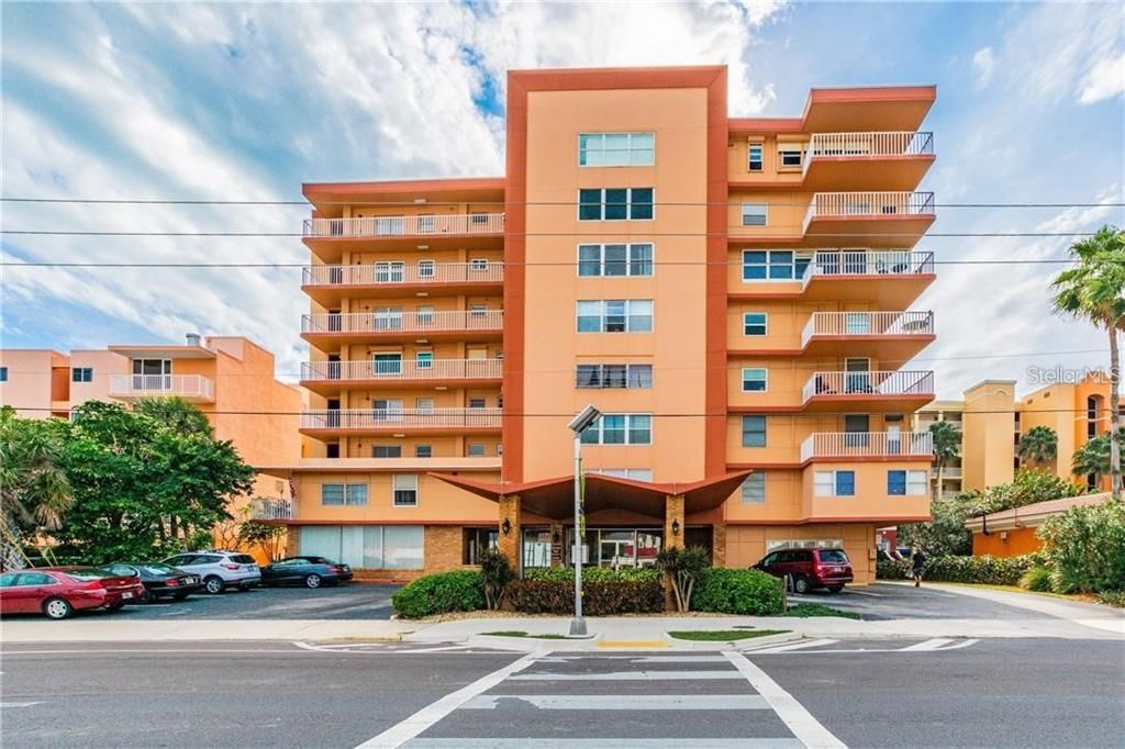 Exterior, Facade, Condo Building