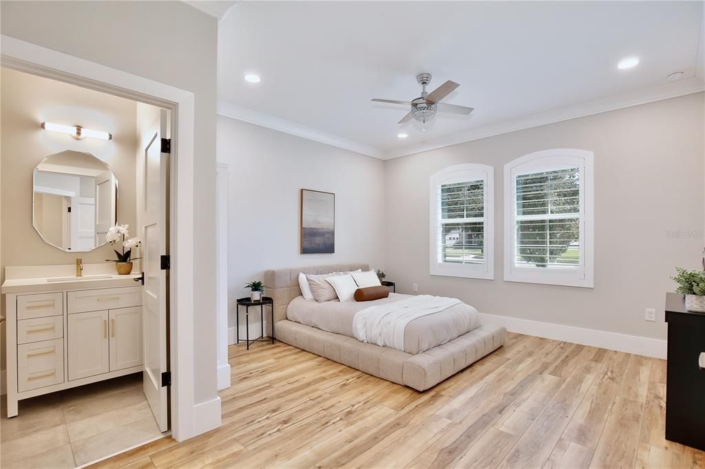 Bathroom, Bedroom, Interior, Recessed Lighting, Wood Texture Flooring