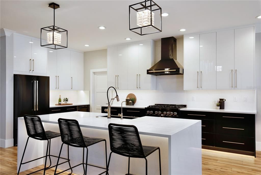 Interior, Kitchen, Pendant Lights, Recessed Lighting, Wood Texture Flooring