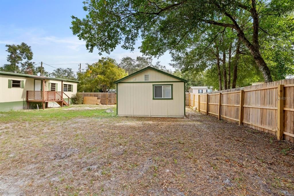 Backyard, Exterior
