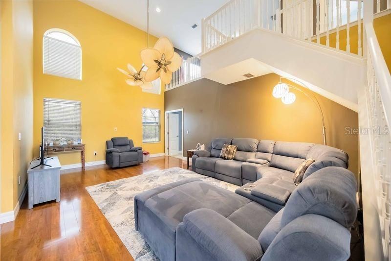 Interior, Living room, Pendant Lights, Recessed Lighting, Wood Texture Flooring