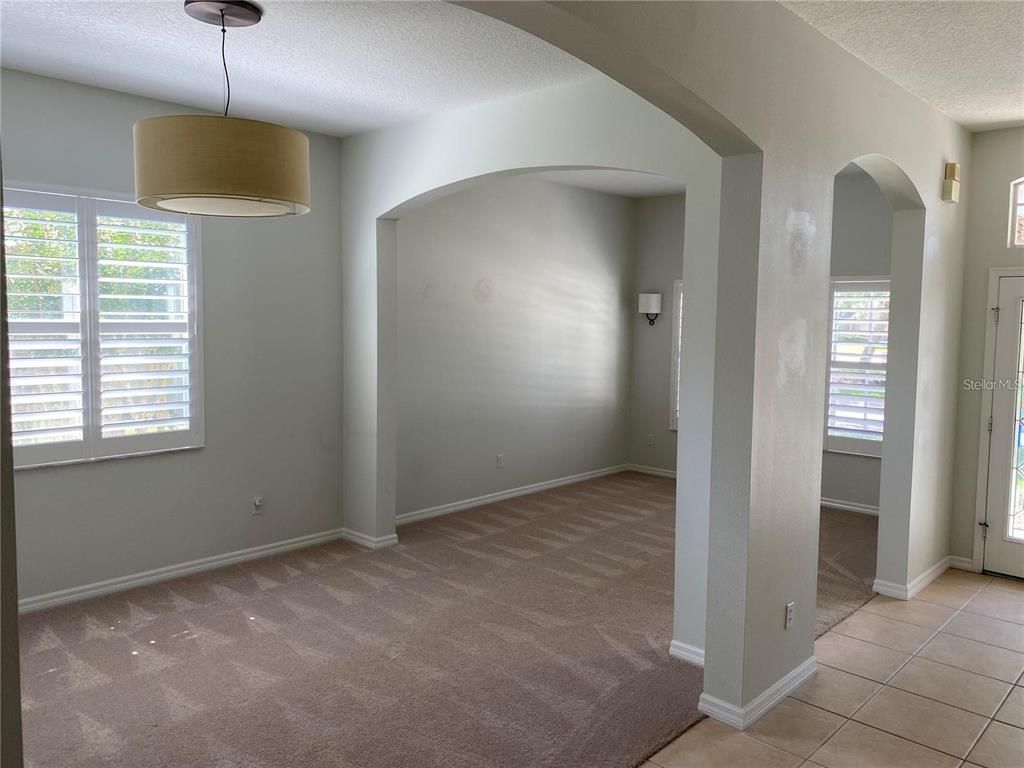Empty room, Interior, Pendant Lights
