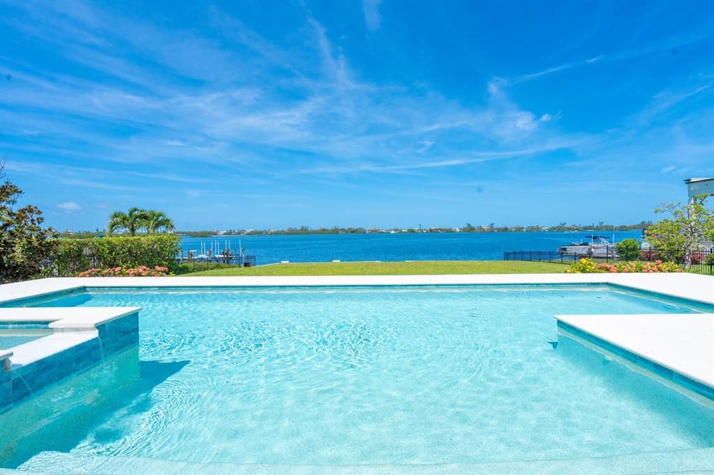 Exterior, Pool, Water