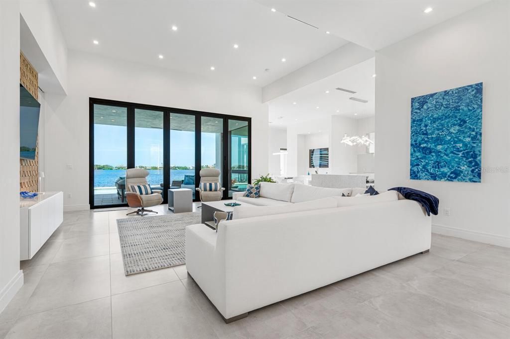 Interior, Living room, Recessed Lighting, Water