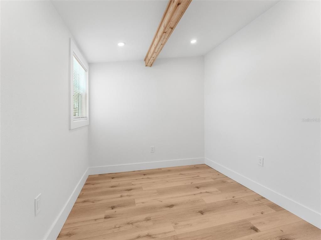 Empty room, Interior, Recessed Lighting, Wooden Beams, Wood Texture Flooring