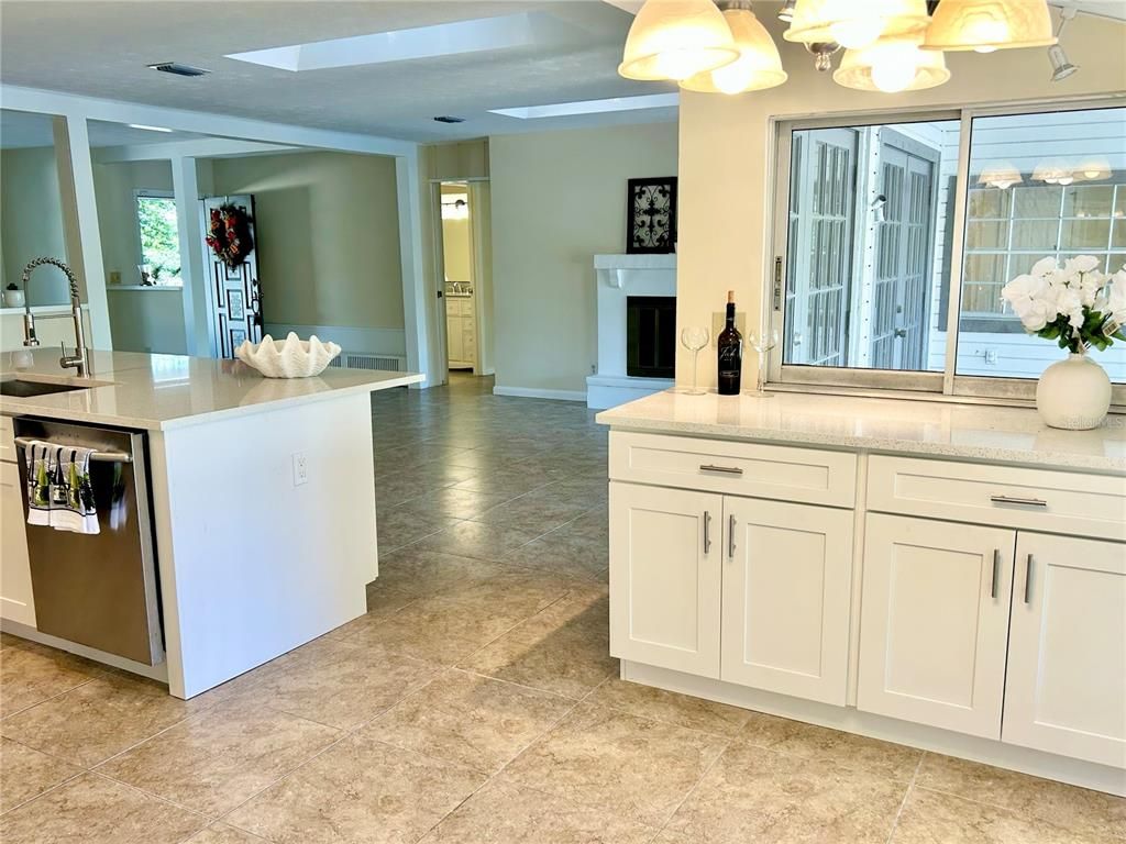 Fireplace, Interior, Kitchen