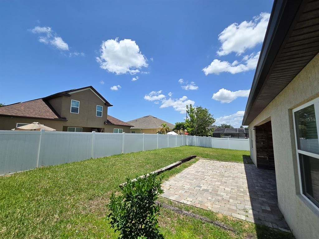 Backyard, Exterior