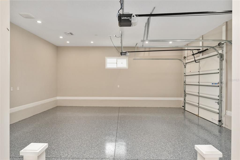 Garage, Interior, Recessed Lighting