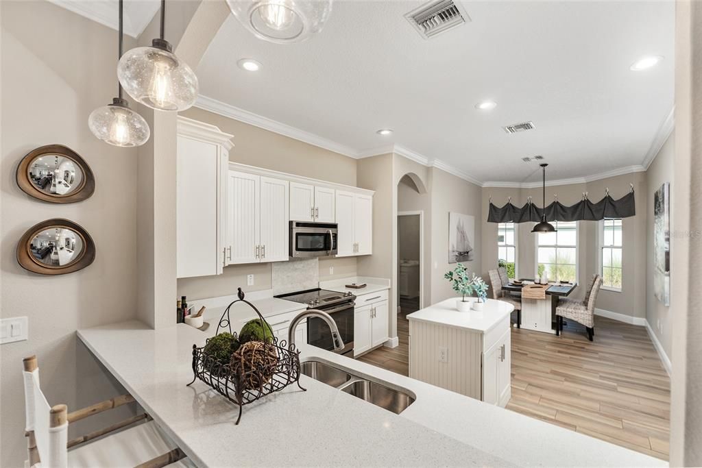 Dining room, Interior, Kitchen, Pendant Lights, Recessed Lighting, Wood Texture Flooring