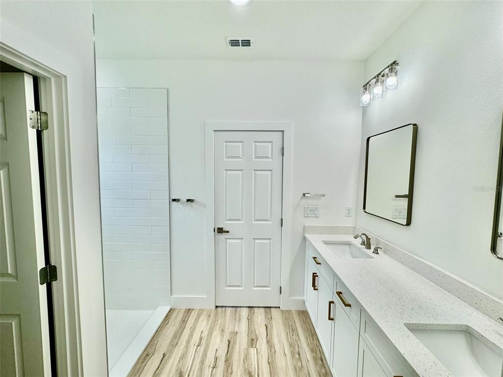 Bathroom, Dual Sink Vanities, Interior, Wood Texture Flooring