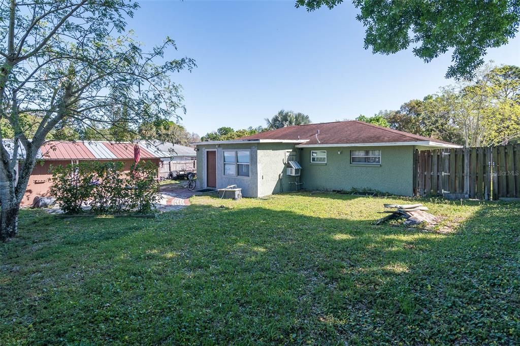 Backyard, Exterior